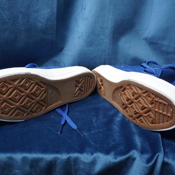 NWOB Converse Chuck Taylor 2 Hi Top Sodalite Blue - Picture 4 of 5